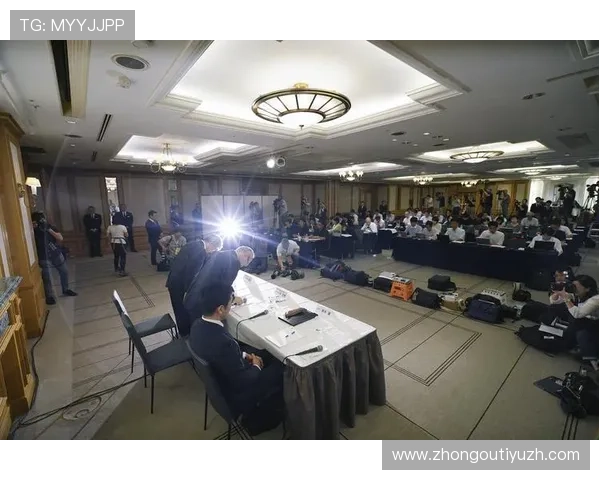 开云滚球盘引发热议,专家解析其背后隐藏的投注策略与风险控制 开云滚球盘引发热议,专家解析其背后隐藏的投注策略与风险控制